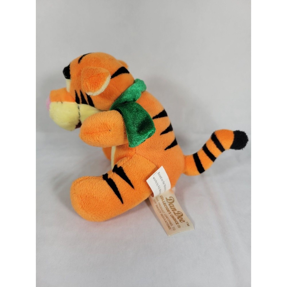 TIGGER‎ w/green scarf 6.5" stuffed plush Disney Dan Dee